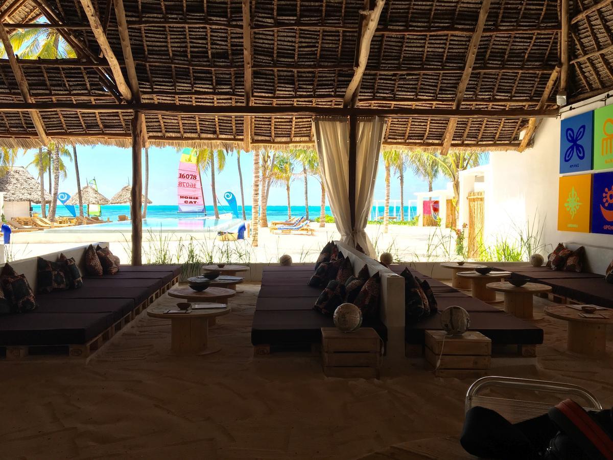 鲁帕海滩度假酒店 江比阿 外观 照片